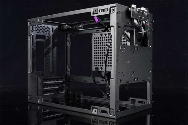 Cooler Master MasterBox NR200P ITX机壳测试报告/全模组化设计、内部空间大，可安装(15)