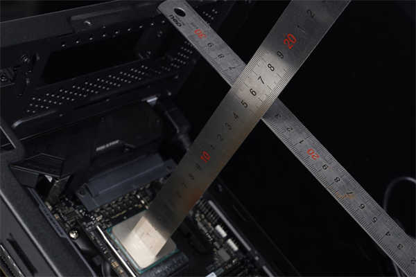 Cooler Master MasterBox NR200P ITX机壳测试报告/全模组化设计、内部空间大，可安装(18)