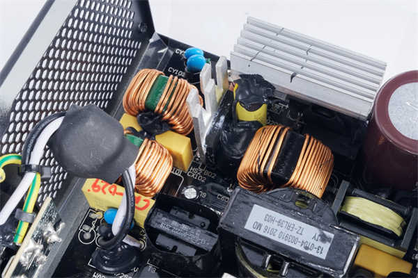 Cooler Master电源测试专题/ 完整的产品线、谁才是最适合你的电源供应器(10)