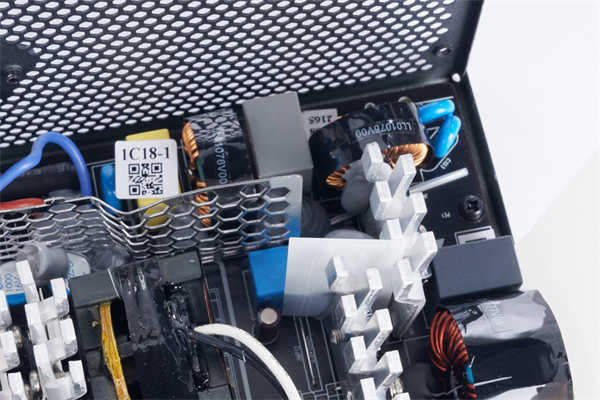 Cooler Master电源测试专题/ 完整的产品线、谁才是最适合你的电源供应器(4)