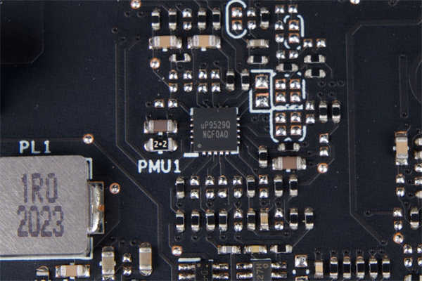 ASUS TUF GAMING RTX 3070 O8G显示卡开箱测试/温控表现亮眼(21)
