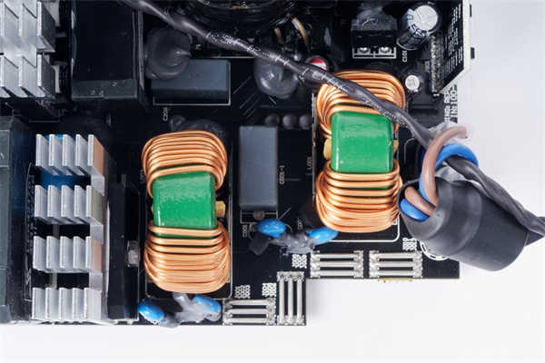 Antec Signature 1000W TITANIUM 80 PLUS钛金电源开箱/钛金等级的超高转换效率标(23)
