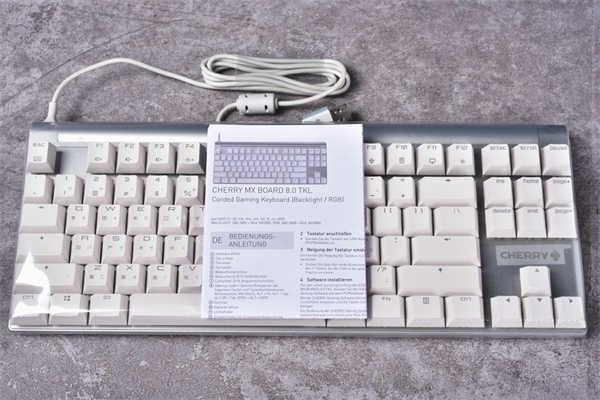 Cherry MX Board 1.0、3.0S 与 8.0 机械式键盘开箱(3)