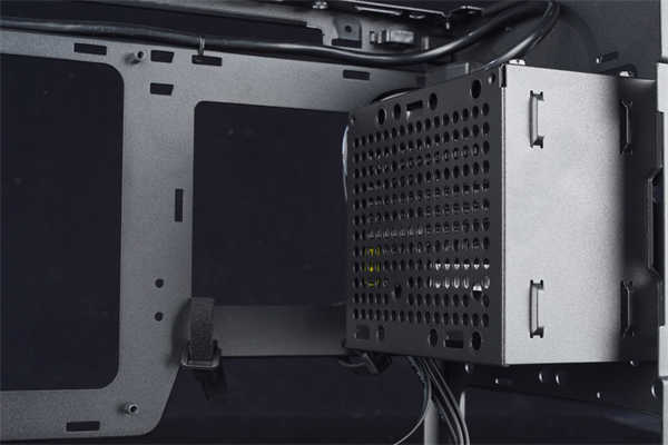 Cooler Master MasterBox NR200P ITX机壳测试报告/全模组化设计、内部空间大，可安装(21)