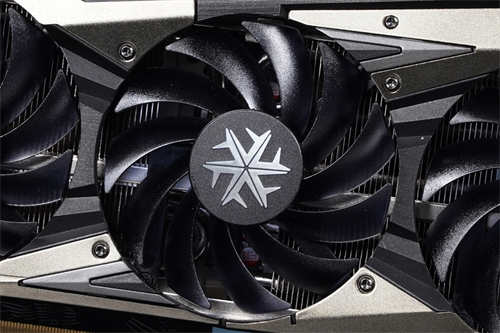 Inno3D GeForce RTX 3080 iCHILL X4/四风扇王者回归(3)