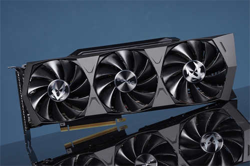 ZOTAC GAMING GeForce RTX 3090 Trinity/RTX 3090战 8K、战未来、占一个业界标竿(3)