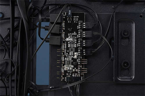 Antec DF600 FLUX机箱/全新 F-LUX风流架构、预装5风扇，散热超Carry(24)