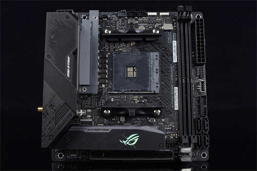 ROG STRIX B550-I Gaming ITX主机板测试报告/前置Type-C扩充、8 + 2相供电(2)