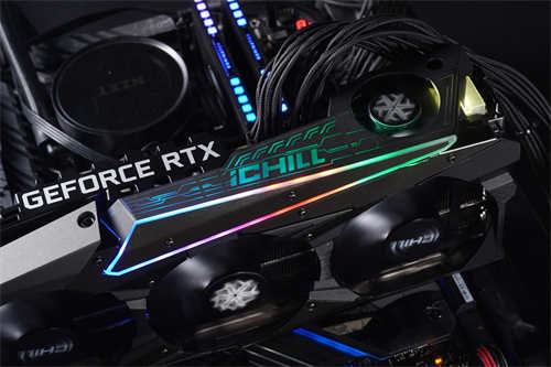 Inno3D GeForce RTX 3080 iCHILL X4/四风扇王者回归(8)