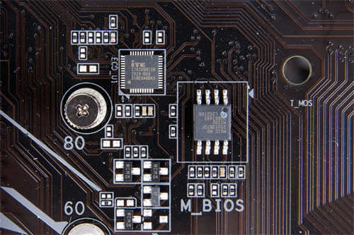 技嘉A520 AORUS ELITE开箱测试/ATX版型设计，AMD的最佳入门主机板选择(27)