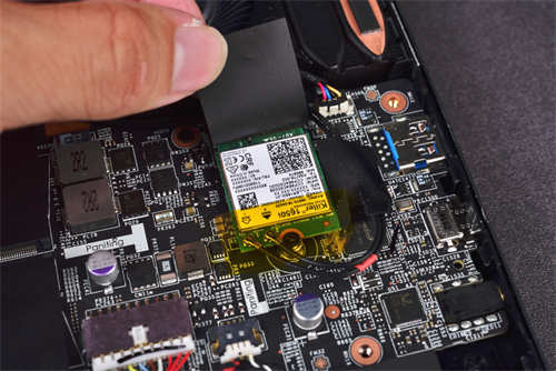 潮流新机MSI GE66 Raider 10SGS测试报告/钛银新色Mystic灯bar炫(34)