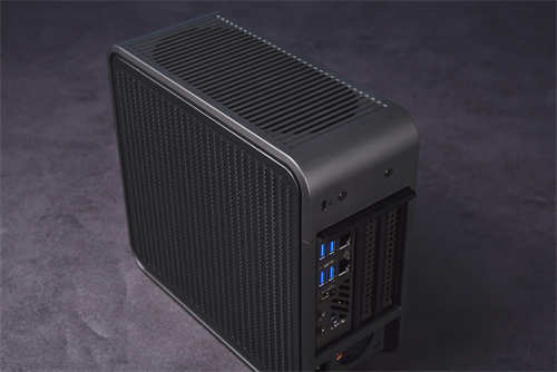 迷你多变Intel NUC 9 Pro Kit开箱测试8核扩充小型电竞机或直播专用机(4)