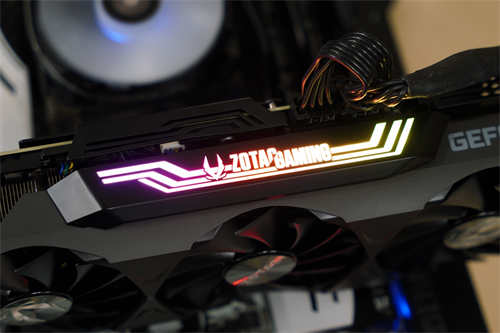 ZOTAC GAMING GeForce RTX 3080 Trinity/HoloBlack全息极光设计语彙(7)