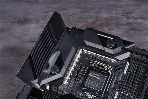 ROG MAXIMUS XII FORMULA主机板/上水实测，双 M.2插槽下置更方便(5)