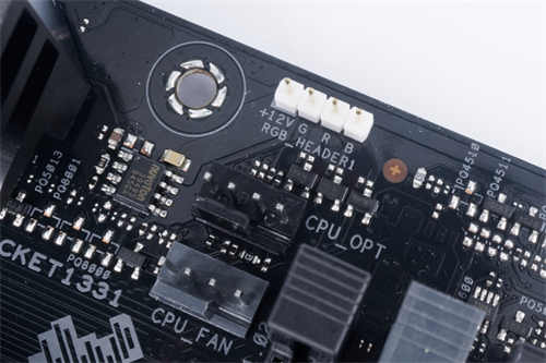 ASUS TUF GAMING B550M-PLUS (WI-FI)/主流晶片组定位、更低的价格享受超频功能与PCIe4.0(8)