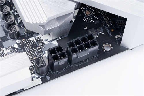 ASRock B550M Steel Legend/主流定位、功能与用料可靠的B550中阶主机板选择(24)