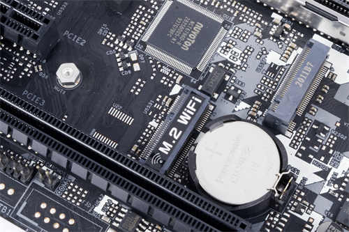 ASRock B550M Steel Legend/主流定位、功能与用料可靠的B550中阶主机板选择(10)