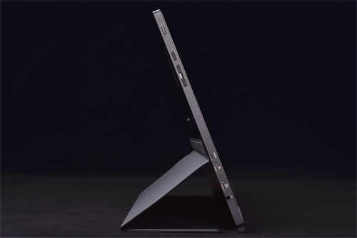 最强17吋可携电竞萤幕ASUS ROG STRIX XG17AHP开箱(7)