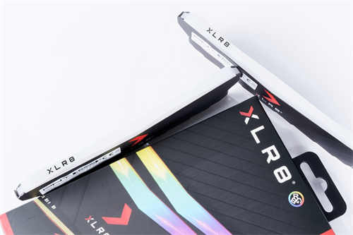 PNY XLR8 DDR4 3200 8Gx2 RGB记忆体/雾面导光RGB灯效、CJR颗粒搭载的优质效能(11)