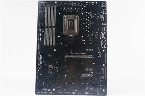 ASRock Z490 PRO4主机板开箱测试/Z490亲民板、K系列处理器入门好选择(14)
