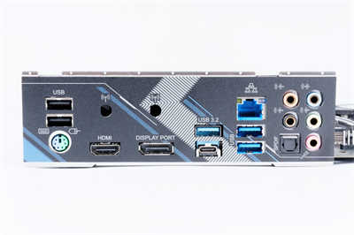 华擎ASRock Z490 Extreme4/平价定位、PCI-E 4.0Ready、2.5Gbe LAN搭载(18)