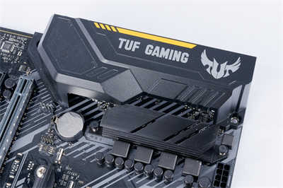 ASUS TUF B450M PLUS GAMING/五年保固可靠耐用、搭配R3 3300X的好选择(5)
