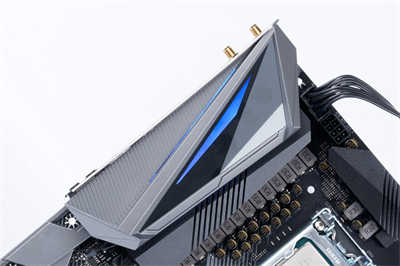 映泰 Biostar RACING Z490GTA EVO 开箱 / 14+2 相供电、PCI-E 4.0 Ready、(11)