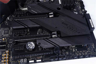 ROG Strix Z490-E Gaming主机板/以下犯上、大大满足，拥有高阶入门配置的主流级产品(11)