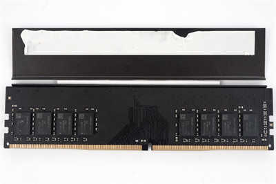 KLEVV BOLT X DDR4 3600记忆体开箱/铝製散热片、DJR颗粒、MIT製造-记忆体(4)