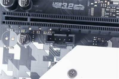 华擎ASRock H470 Steel Legend开箱/针对不超频用户的高规十代主机板好选择(10)