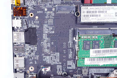 MSI GE75 Raider 10SGS电竞笔电开箱测试报告/10代 i9、 RTX 2080 Super、240Hz IPS萤幕(34)
