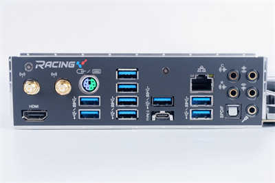 映泰 Biostar RACING Z490GTA EVO 开箱 / 14+2 相供电、PCI-E 4.0 Ready、(13)