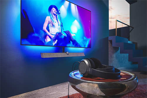 Philips全新OLED935大型显示器炫彩登场，独家Ambilight情境光源再升级(3)