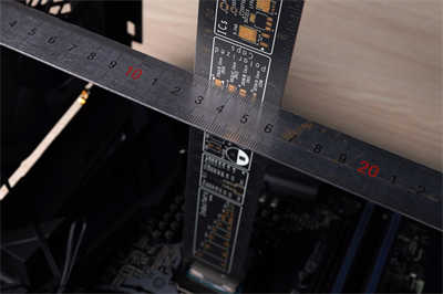 Fractal Design Define 7 Compact机壳开箱试组/ATX主机板空间，北欧极简美学(27)