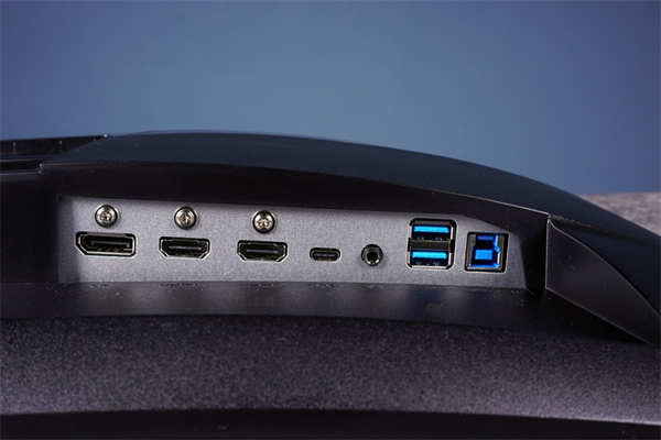 MSI Optix MAG272CQR显示器开箱测试/27吋曲面萤幕、WQHD解析度、165Hz高刷新率(11)