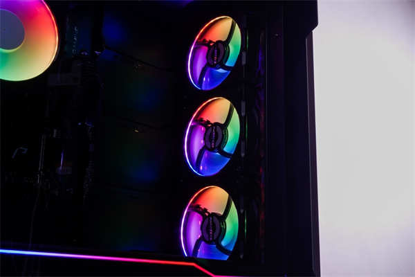 重新定义发光风扇！Phanteks Halos Lux数位幻彩风扇框架ft.Phanteks D-RGB控制器(21)