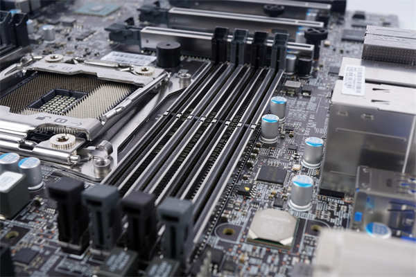 SuperMicro X11SRA-F 主机板开箱测试 / C422 晶片组、商用定位、Cascade Lake-W 支(17)