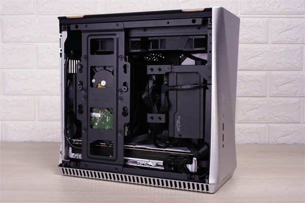 Fractal Design Era ITX机箱/实木上盖、流线铝合金外壳、一体式水冷、ATX/SFX随你装(31)