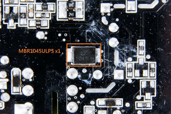 NZXT C850 金牌电源供应器 / 十年保固、全模组设计、全日系电容，接头更丰富(33)