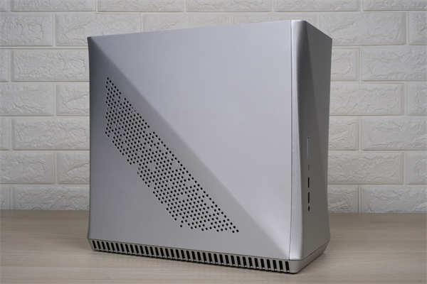 Fractal Design Era ITX机箱/实木上盖、流线铝合金外壳、一体式水冷、ATX/SFX随你装(4)