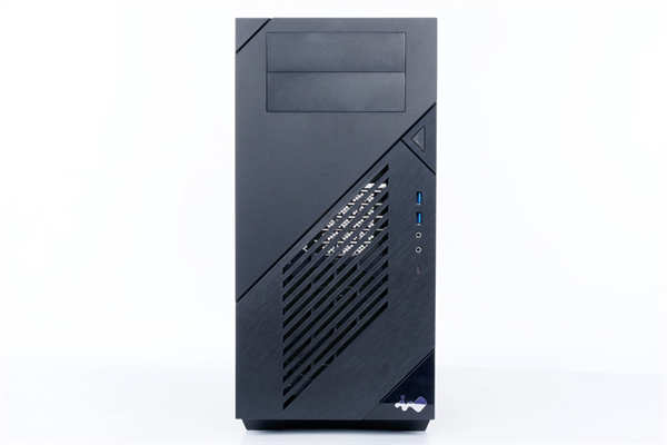 InWin C200创作者专用机壳/足够的 3.5吋硬碟槽与前置U3 Gen2 Type-C，为创作者而生(6)