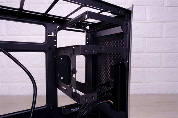 Fractal Design Era ITX机箱/实木上盖、流线铝合金外壳、一体式水冷、ATX/SFX随你装(17)