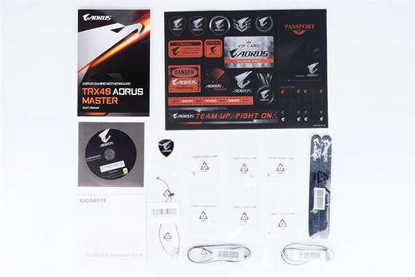 技嘉GIGABYTE TRX40 AORUS MASTER/同价格等级产品唯一搭载5GbE Lan、16+3相Infineon直出供电方案(13)