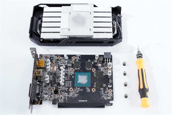 Gigabyte GeForce GTX 1650 D6 WINDFORCE OC 4G 显示卡 开箱测试  / 升级(8)