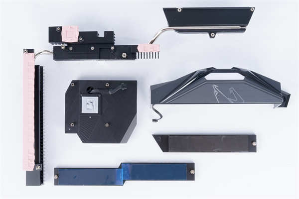 技嘉GIGABYTE TRX40 AORUS MASTER/同价格等级产品唯一搭载5GbE Lan、16+3相Infineon直出供电方案(17)