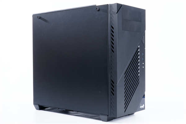 InWin C200创作者专用机壳/足够的 3.5吋硬碟槽与前置U3 Gen2 Type-C，为创作者而生(4)