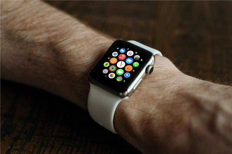 部分Apple Watch S5、SE发生充电故障　苹果官方宣布免费维修