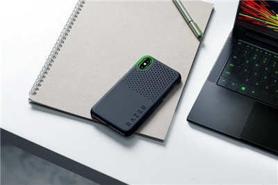 散热优先 RAZER 推出 iPhone 打机专用保护套