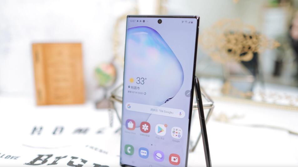 Samsung 发布 Galaxy Note 10！S Pen 凌空一挥施展「魔法」！