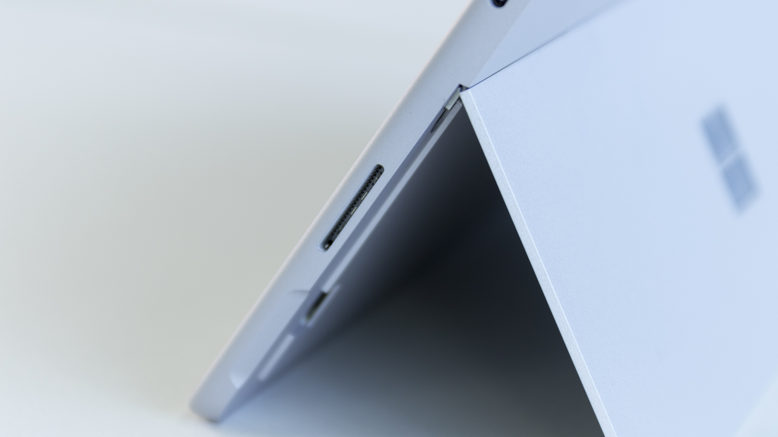 Surface Go平板电脑评测：“巨硬”品质，全能型Windows10焕发活力(9)